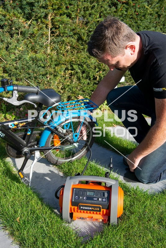 POWDP7030 - Aku kompresor 20V  plus 220V (bez AKU)