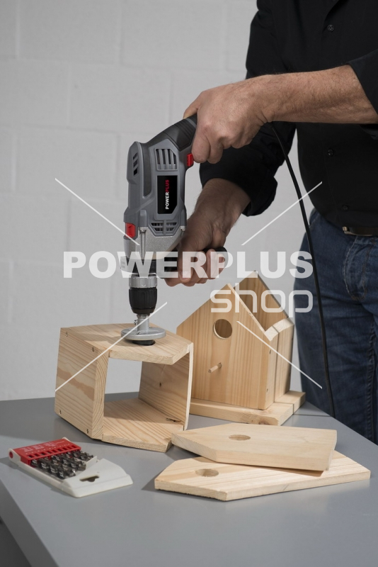 Modální Další obrázky pro POWE10035 - Elektrická vrtačka s příklepem 950 W