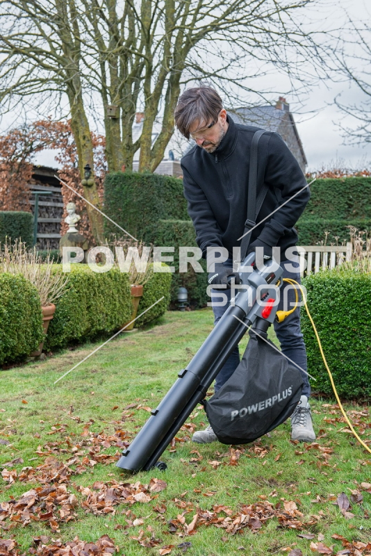 Modální Další obrázky pro POWEG9013 -  Elektrický vysavač / foukač 3.300W