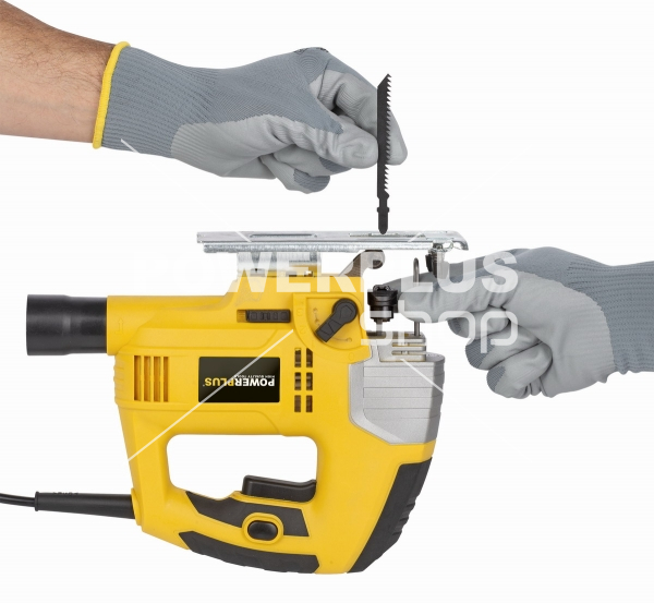 POWX0331 - Přímočará pila 650 W